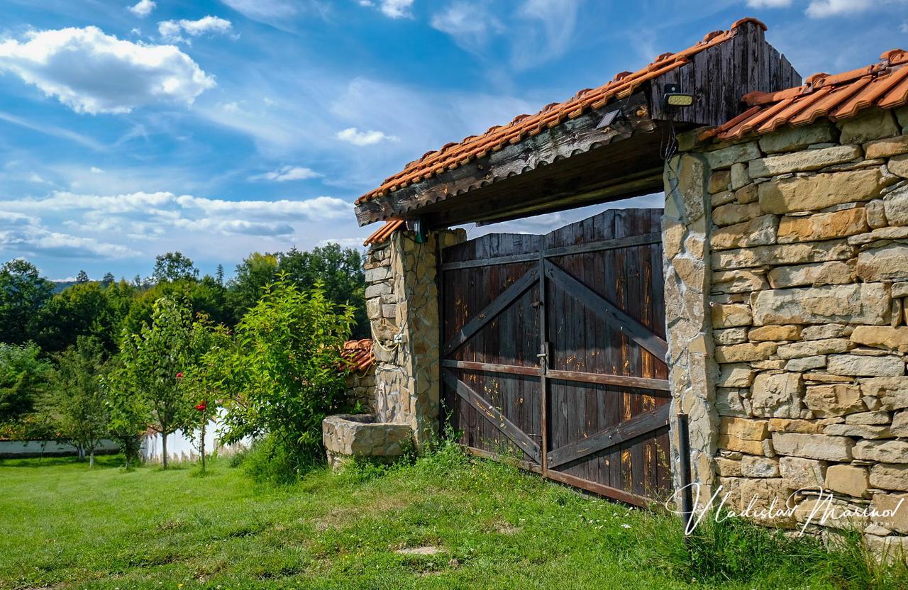 Bachvarovi Villas Tryavna Exterior foto